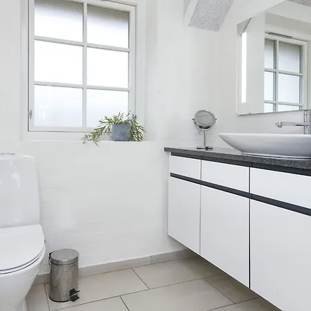 Luxury Retreat With Pool Ulfborg