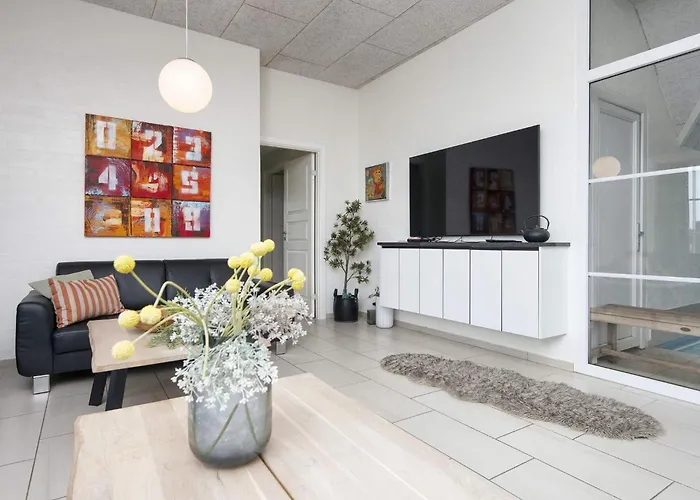 Luxury Retreat With Pool * Ulfborg