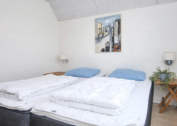 Luxury Retreat With Pool Holiday home *